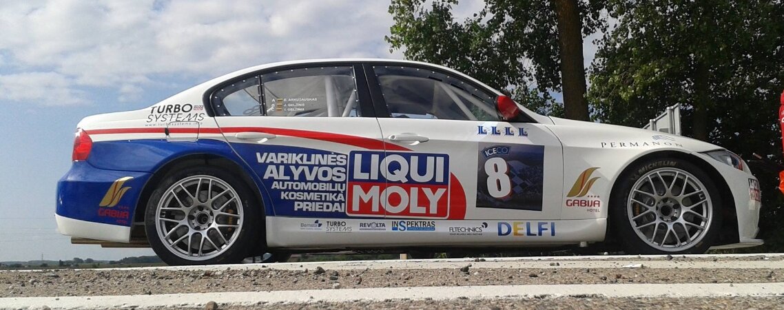 E90 2014 1000km Race champions